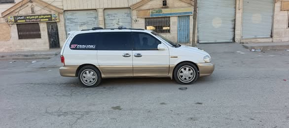 كيا كرنفال 2002 - صورة 4