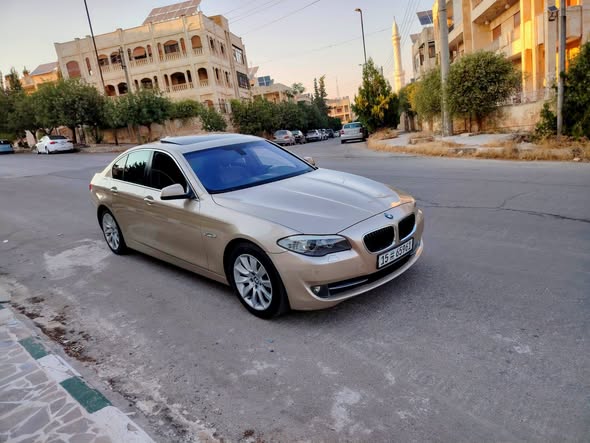 بي إم دبليو 528 2012 - صورة 1