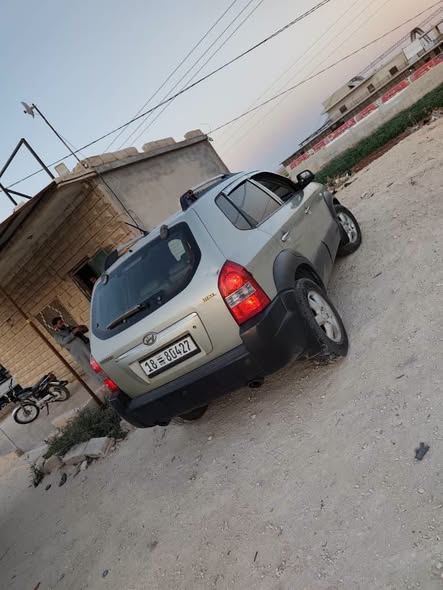 هيونداي توسان 2005 - صورة 1
