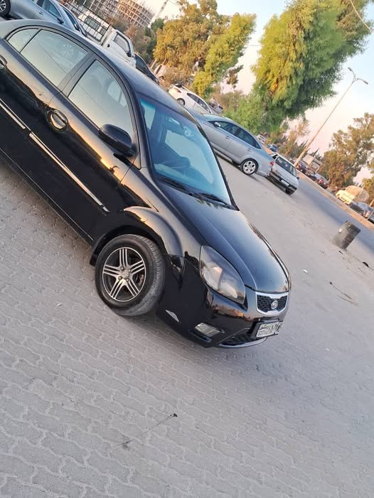 كيا ريو 2011