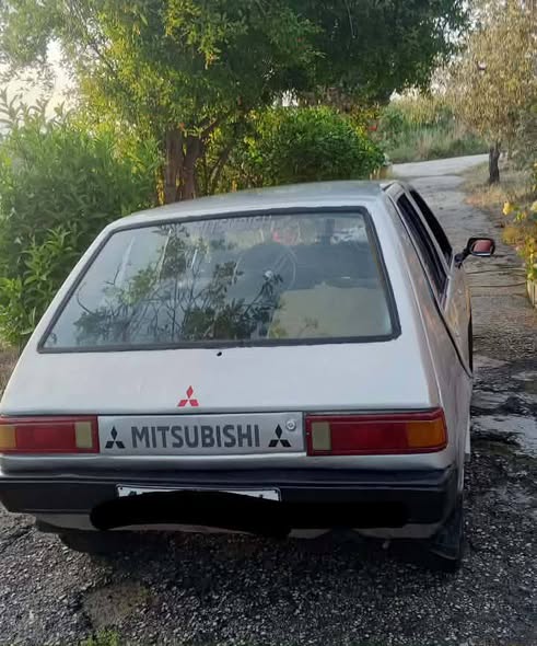 ميتسوبيشي كولت 1983 - صورة 3