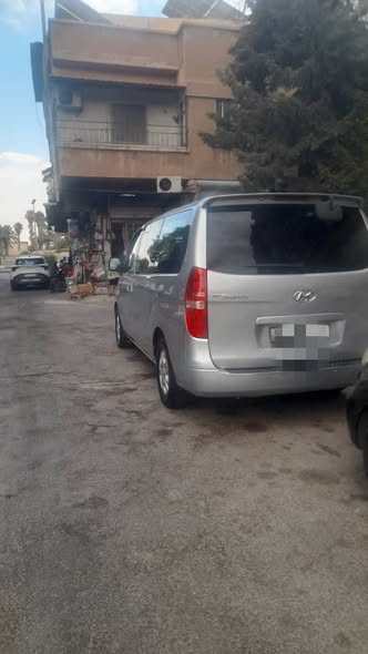 هيونداي اتش ون 2010 - صورة 4