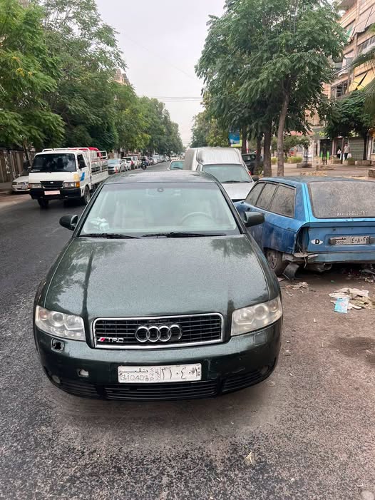 اودي A4 2003