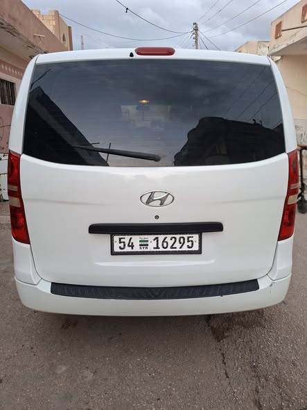 هيونداي H-1 2012 - صورة 4