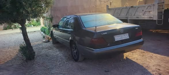 مرسيدس S320 2001 - صورة 1