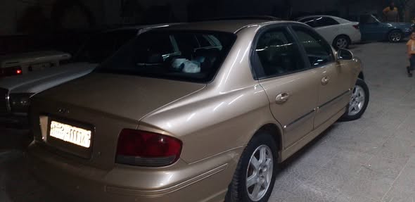 هيونداي سوناتا 2002 - صورة 5