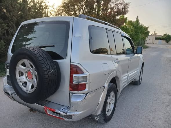 مستبيشي باجيرو 2002 - صورة 2