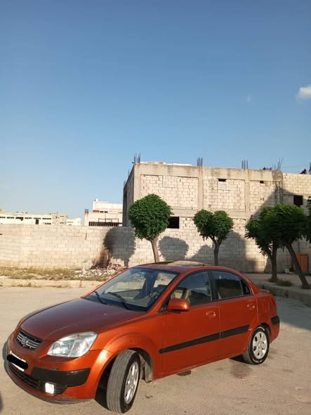 كيا ريو 2009 - صورة 1