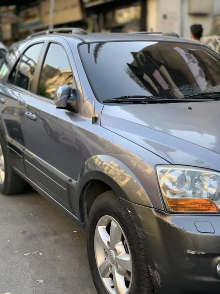 كيا سورينتو 2009 - صورة 2