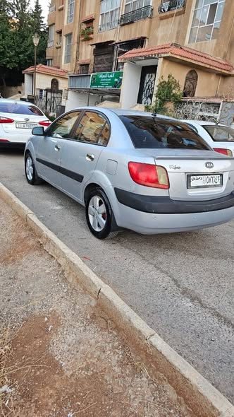كيا ريو 2010 - صورة 4
