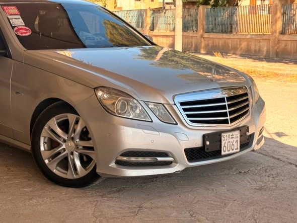 مرسيدس E220 2012 - صورة 1