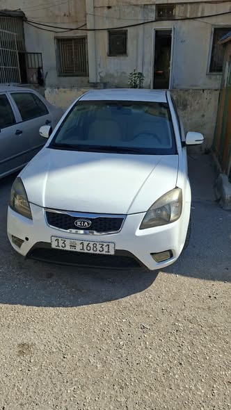 كيا ريو 2010 - صورة 1