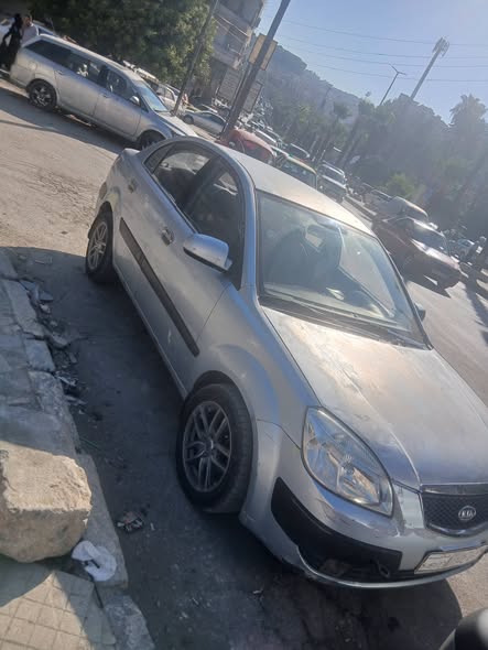 كيا ريو 2008 - صورة 1