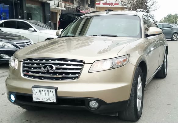 نيسان إنفينيتي FX35 2005 - صورة 2