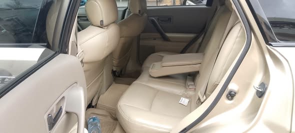 نيسان إنفينيتي FX35 2005 - صورة 5
