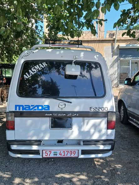 مازدا E2200 1994 - صورة 5