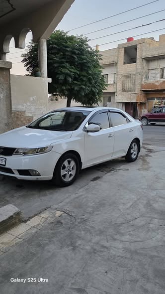 كيا فورتي 2009 - صورة 5