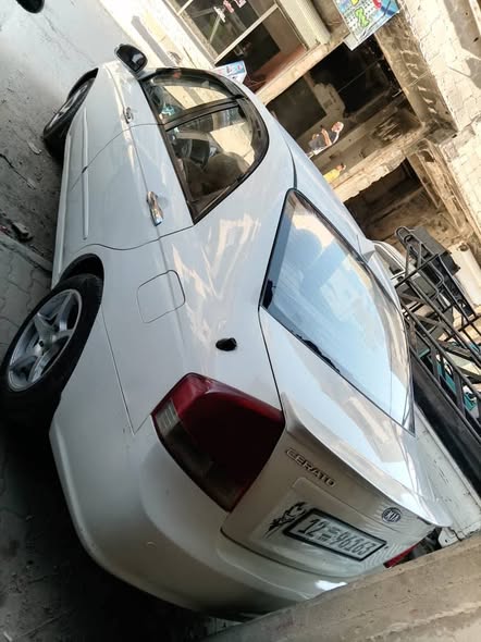 كيا سيراتو 2009 - صورة 3