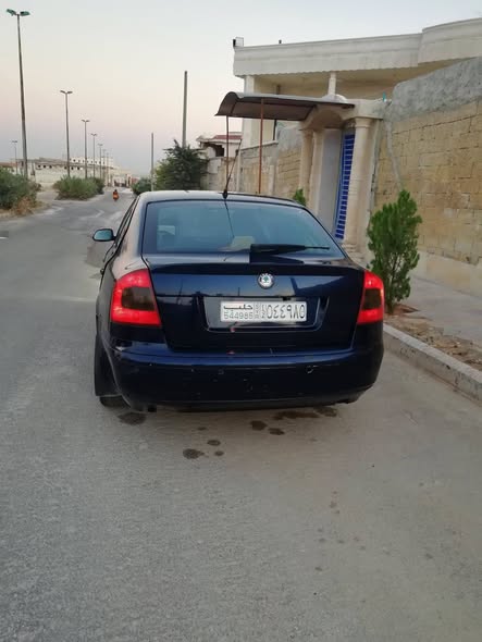 سكودا اوكتافيا 2006 - صورة 2