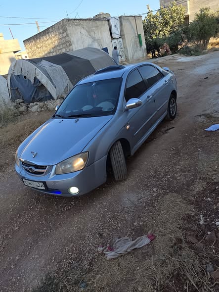 كيا سيراتو 2006 - صورة 2