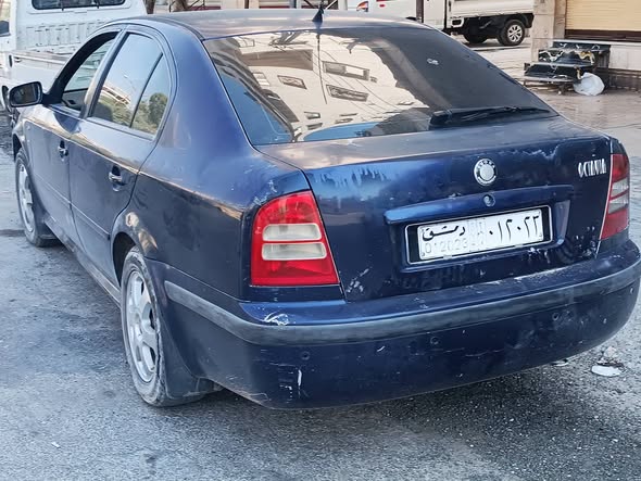سكودا اوكتافيا 2002 - صورة 2
