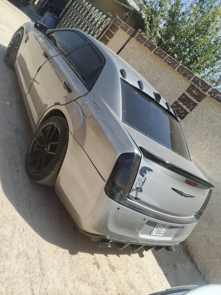 كرايسلر 300 2013 - صورة 3