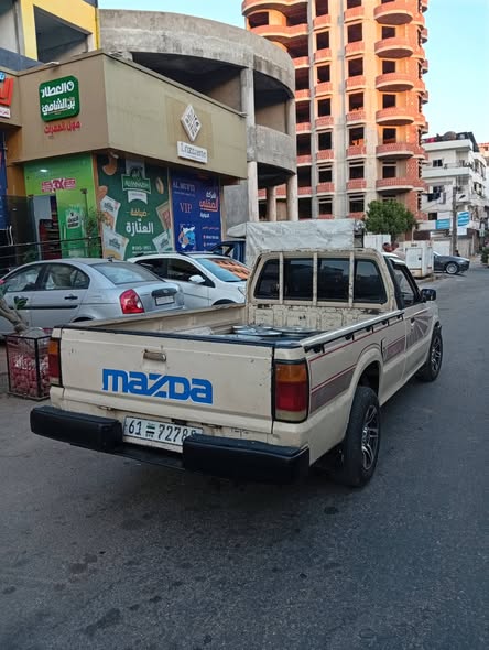 مازدا كرت 1992 - صورة 4