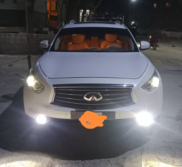 انفينيتي FX 2012 - صورة 1