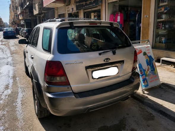 كيا سورينتو 2005 - صورة 2