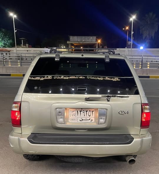 انفينيتي QX4 2002 - صورة 3