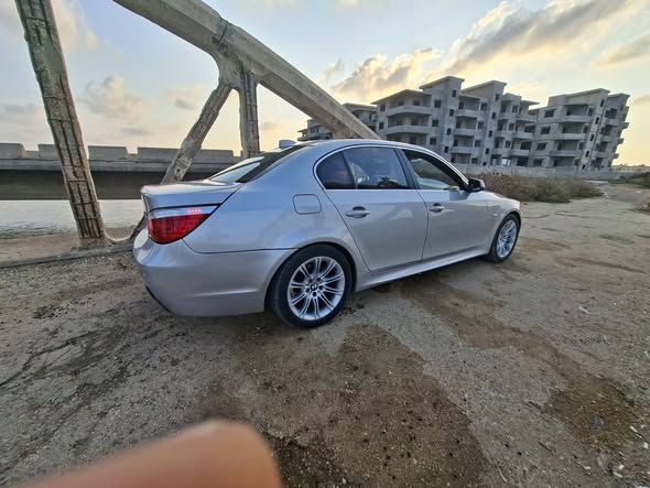 بي ام 528 2010 - صورة 2