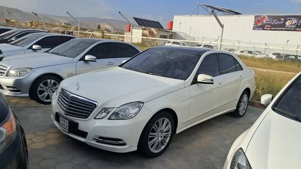 مرسيدس E300 2011 - صورة 1