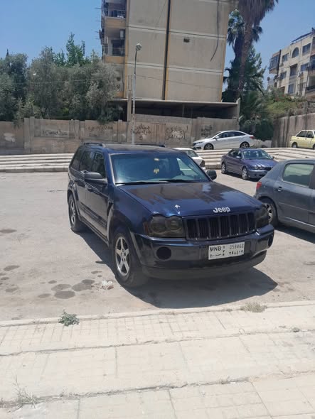 جيب شيروكي 2008 - صورة 1