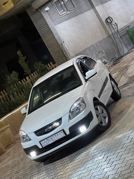 كيا ريو 2008 - صورة 2