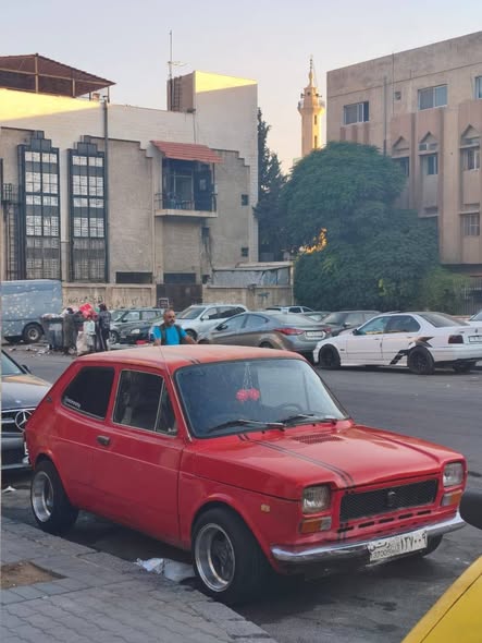 فيات 127 1977 - صورة 2