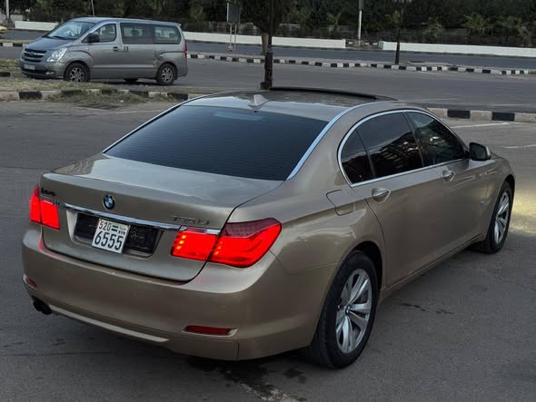 بي إم دبليو 730 2012 - صورة 5