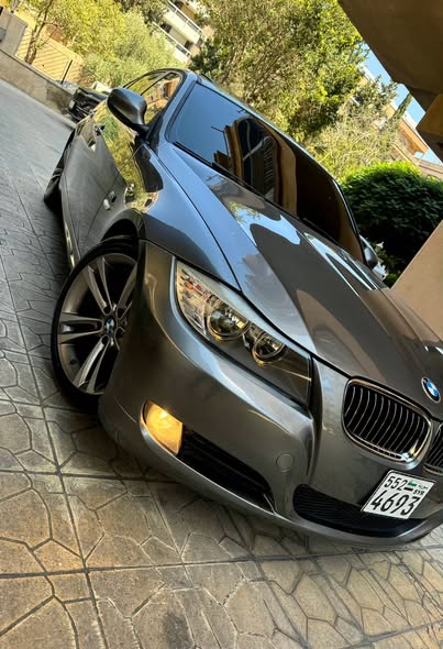 بي إم دبليو 328i 2012 - صورة 1