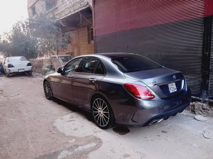 مرسيدس C200 2017