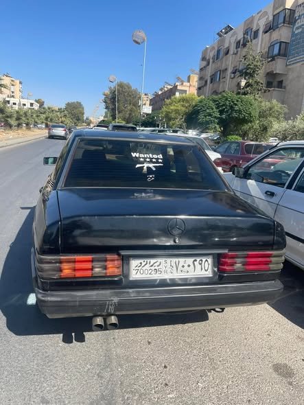 مرسيدس 190 1991 - صورة 1