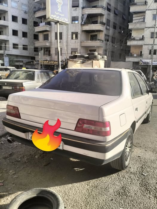 بيجو 405 2007