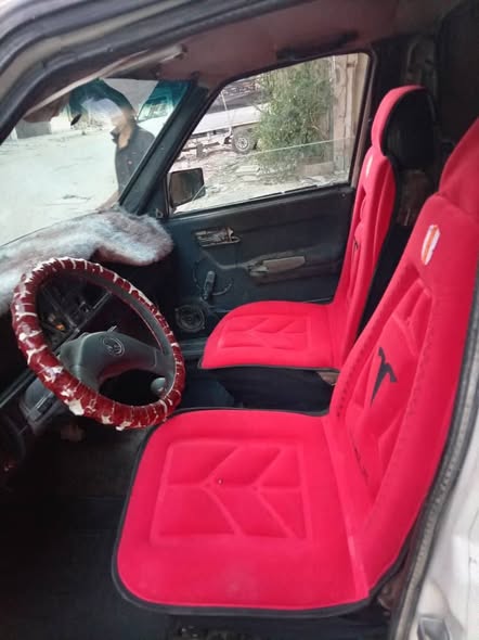 سكودا Pickup 1995 - صورة 5