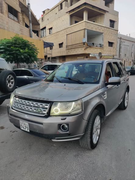 لاند روفر فريلاندر 2013 - صورة 2