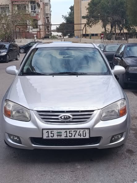 كيا سيراتو 2007 - صورة 1