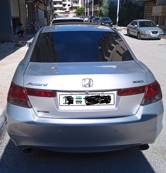 هوندا أكورد 2009 - صورة 2