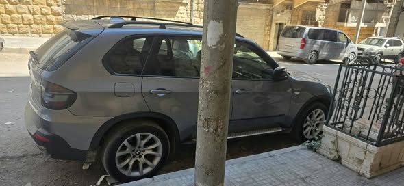 بي إم دبليو X5 2008 - صورة 3