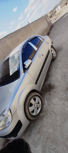 كيا ريو 2008 - صورة 1