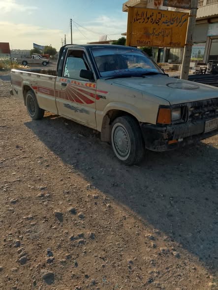 مازدا بيك اب 1992 - صورة 3