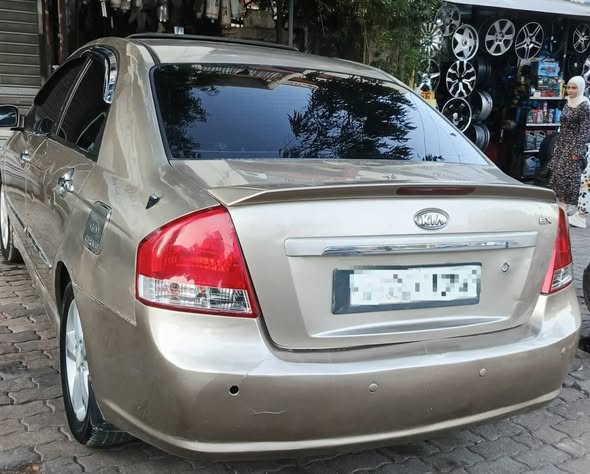 كيا سيراتو 2009 - صورة 4