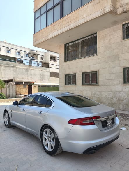 جاكوار XF 2011 - صورة 2
