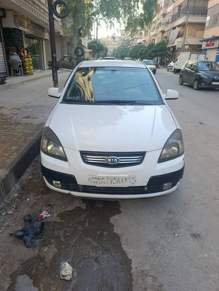 كيا ريو 2009 - صورة 1
